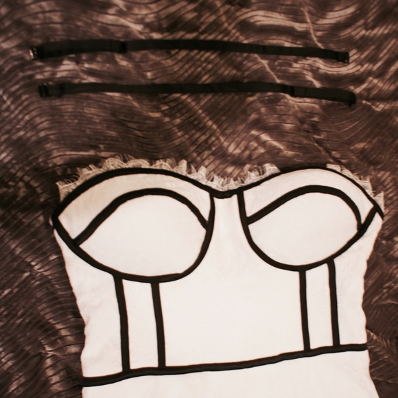 Black and white dress - Picture 4 of 8